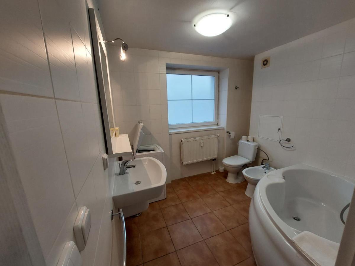 Levidom Residence Rooms Levice Ngoại thất bức ảnh