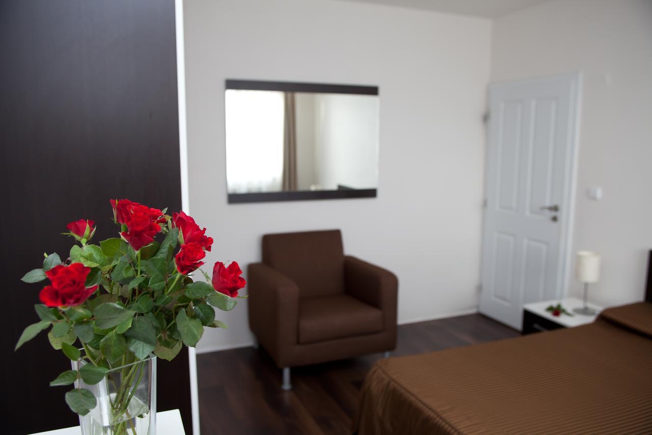 Levidom Residence Rooms Levice Ngoại thất bức ảnh